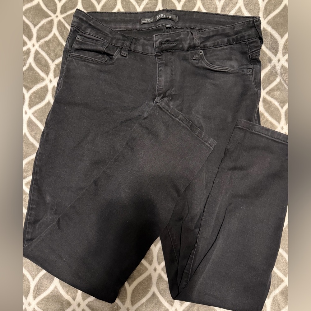 Black Skinny Jeans